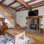 Chapel With Log Burner Hawes