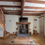 Chapel With Log Burner بيت للعطل *