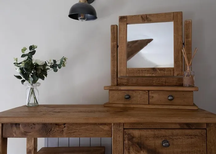 Holiday home Chapel With Log Burner