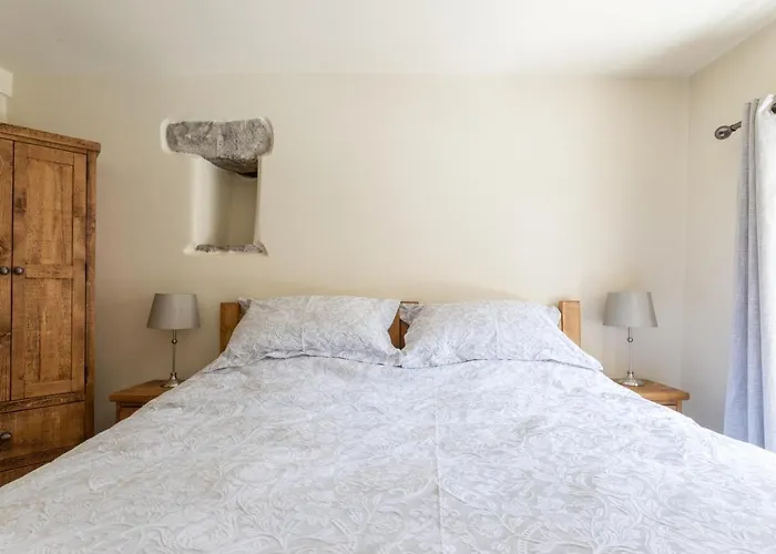 Chapel With Log Burner Holiday home